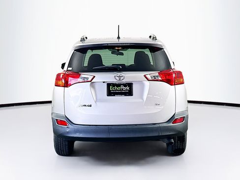 Used 2015 Toyota RAV4 LE FWD image 7