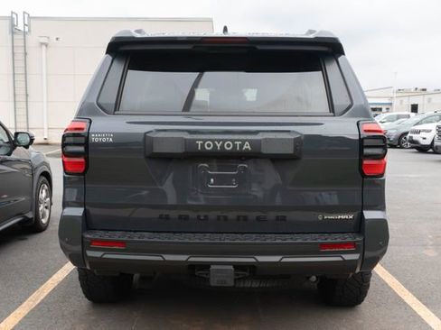 Used 2025 Toyota 4Runner TRD Off-Road Premium AWD/4WD image 5