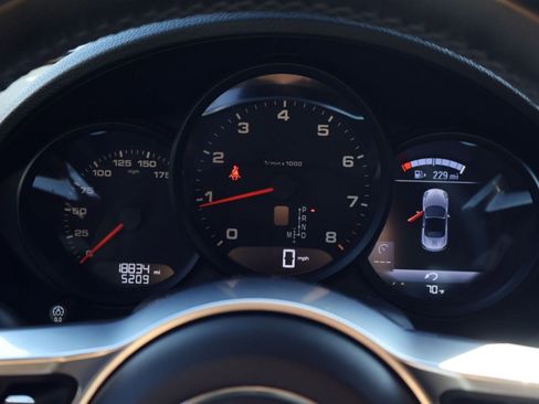 Certified 2021 Porsche 718 Boxster w/ Premium Package RWD image 17