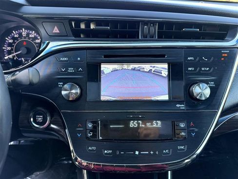 Used 2014 Toyota Avalon XLE Touring FWD image 33