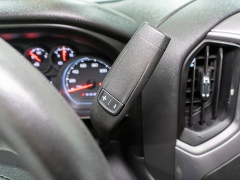 Used 2021 Chevrolet Silverado 1500 Custom image 25