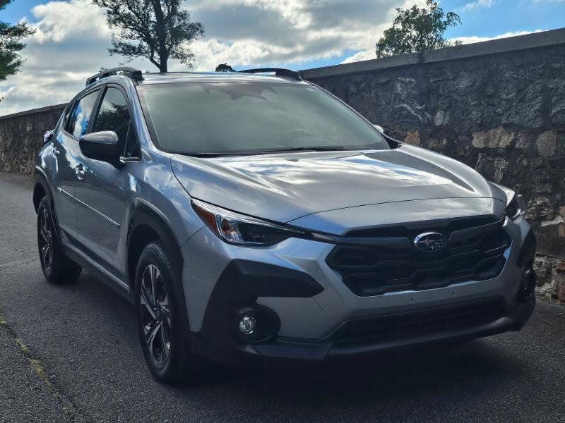 Used 2025 Subaru Crosstrek 2.5i Premium AWD/4WD image 11