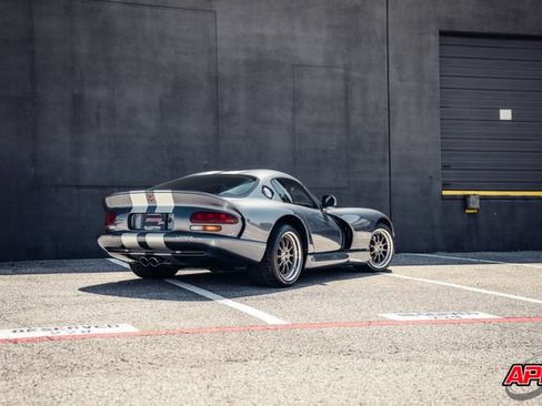 Used 2000 Dodge Viper GTS RWD image 21