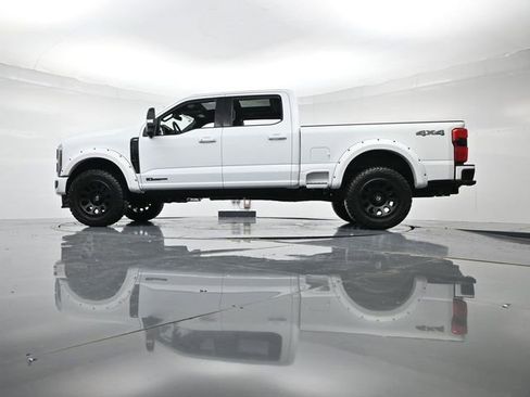 New 2025 Ford F250 XLT w/ Black Appearance Package image 37