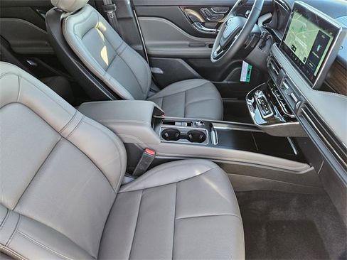 New 2026 Lincoln Corsair Grand Touring image 13