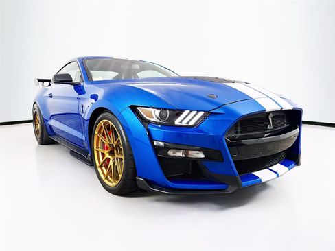 Used 2020 Ford Mustang Shelby GT500 w/ Carbon Fiber Track Pack RWD image 33