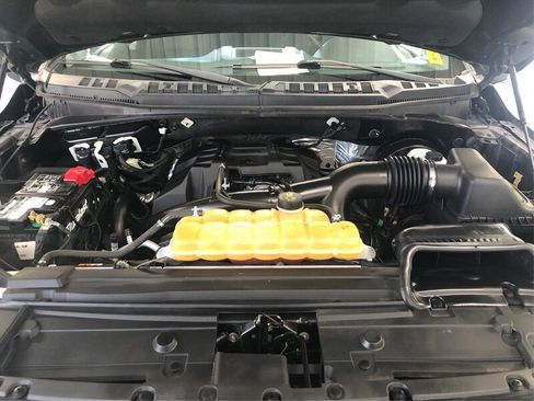 Used 2018 Ford F150 XL w/ Equipment Group 101A Mid image 11