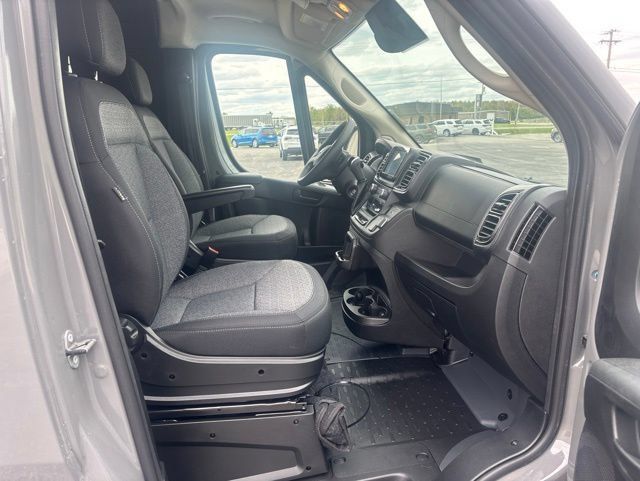 New 2026 RAM ProMaster 1500 w/ Convenience Group FWD image 18