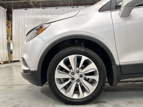 Used 2018 Buick Encore Preferred AWD/4WD image 21