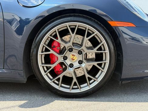 Used 2020 Porsche 911 Carrera S RWD image 38