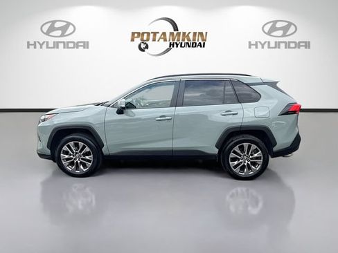 Used 2023 Toyota RAV4 XLE Premium FWD image 8