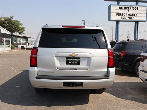 Used 2018 Chevrolet Suburban LT AWD/4WD image 19