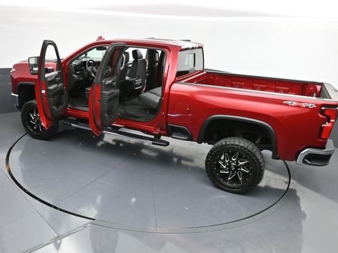 Used 2024 Chevrolet Silverado 2500 LTZ w/ LTZ Texas Edition image 41
