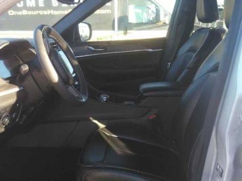 Used 2024 Jeep Grand Cherokee Limited 4xe AWD/4WD image 2