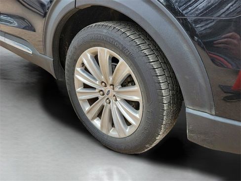 Used 2020 Ford Explorer Limited image 35