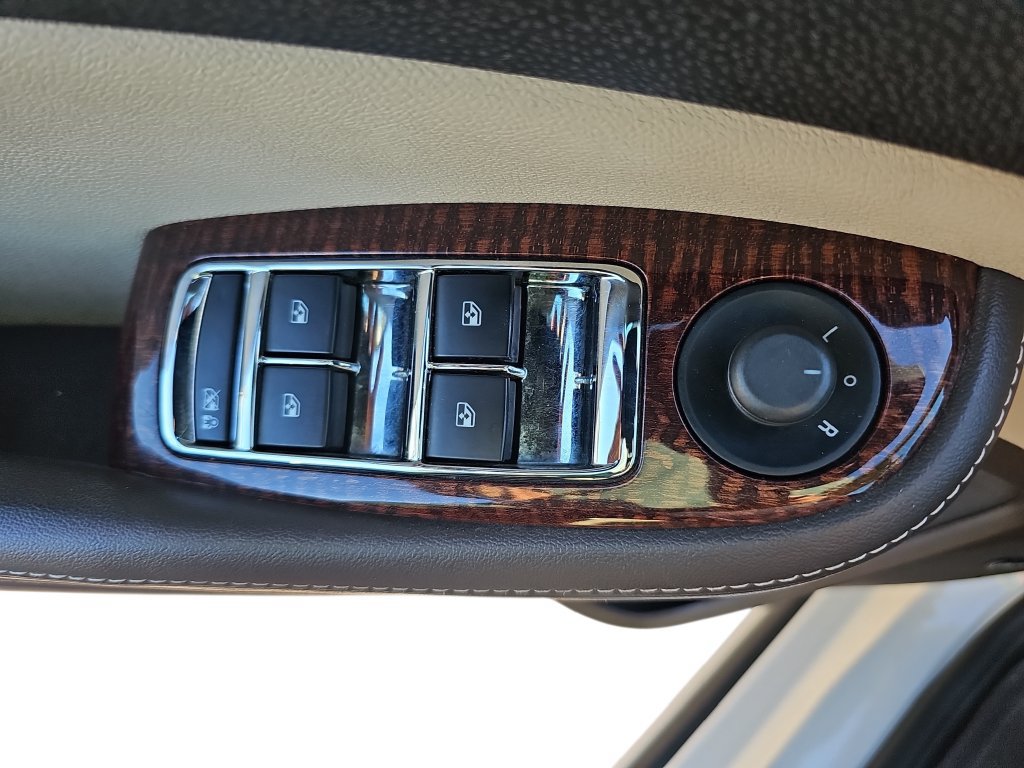 Used 2013 Chevrolet Malibu Eco w/ Navigation Package FWD image 27