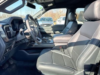 New 2026 Ford F150 Lariat w/ Equipment Group 501A Mid