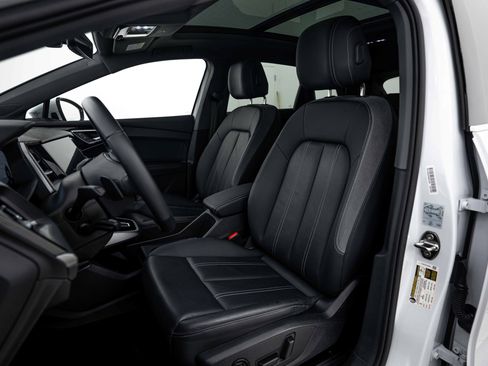 Certified 2023 Audi Q4 e-tron Premium Plus w/ Premium Plus AWD/4WD image 15