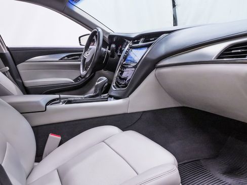 Used 2019 Cadillac CTS Luxury image 12