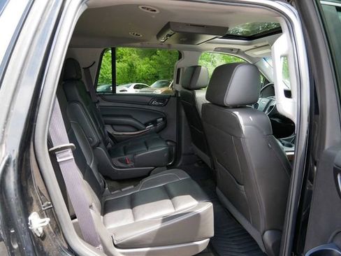 Used 2016 Chevrolet Tahoe LT w/ Luxury Package AWD/4WD image 9