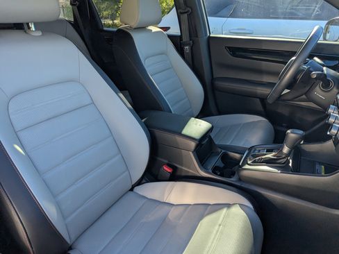 Used 2024 Honda CR-V Sport Touring image 10