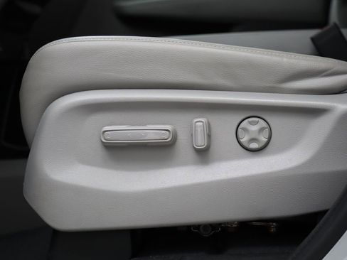 Used 2023 Honda Odyssey EX-L image 13