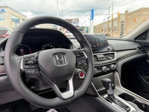Used 2018 Honda Accord EX-L image 17