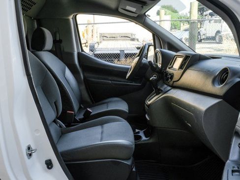 Used 2020 Nissan NV200 S FWD image 29