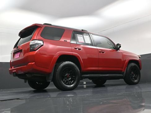 Used 2022 Toyota 4Runner SR5 Premium RWD image 20