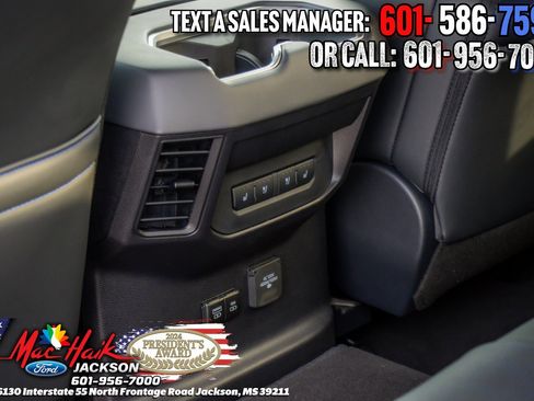 Used 2025 Toyota Tundra Platinum image 13