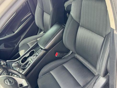 Used 2017 Nissan Maxima 3.5 S FWD image 13