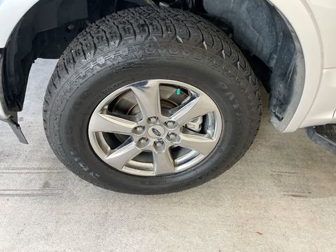 Used 2018 Ford F150 Lariat image 10