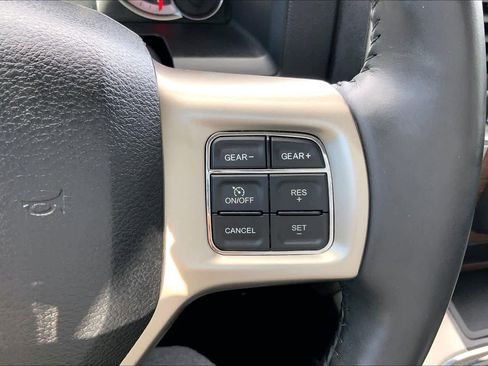 Used 2017 RAM 1500 Laramie image 23