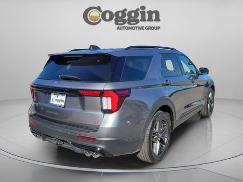 Certified 2025 Ford Explorer ST w/ Sun And Sound Package image 3