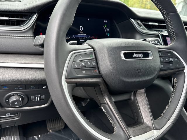 Used 2024 Jeep Grand Cherokee Limited 4xe AWD/4WD image 15