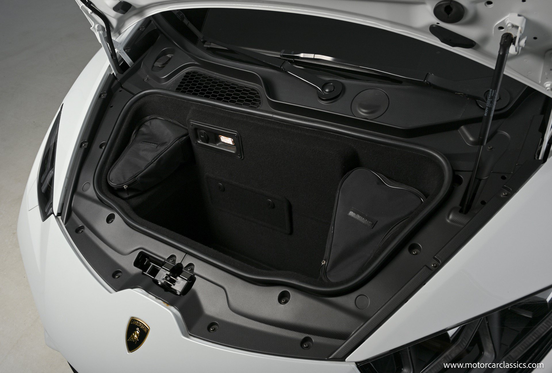 Used 2015 Lamborghini Huracan LP 610-4 AWD/4WD image 29