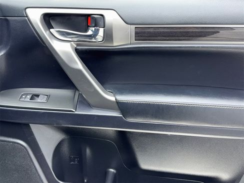 Used 2023 Lexus GX 460 Premium w/ Accessory Package image 46