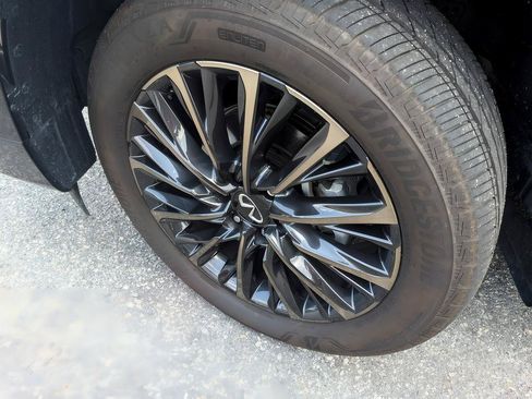 Certified 2026 INFINITI QX80 Autograph AWD/4WD image 8