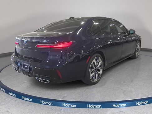 Certified 2023 BMW 760i xDrive AWD/4WD image 6
