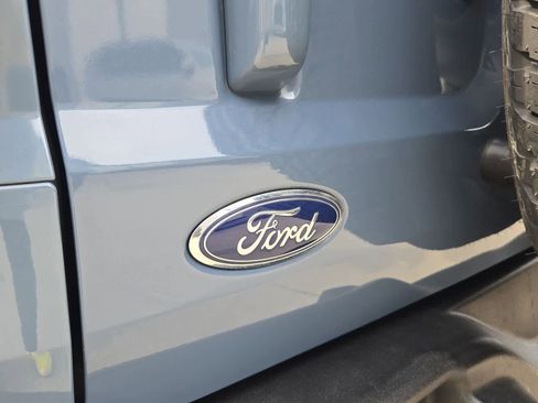 Used 2023 Ford Bronco Outer Banks image 11