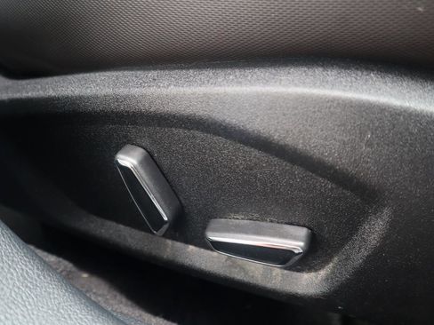 Used 2019 Ford Fusion SE w/ Equipment Group 151A FWD image 41