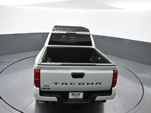 New 2024 Toyota Tacoma TRD Sport w/ TRD Sport Upgrade Package AWD/4WD image 36