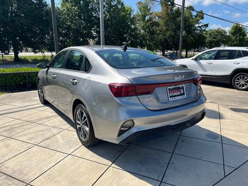 Used 2024 Kia Forte LXS FWD image 13