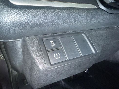 Used 2016 Honda Civic LX image 29