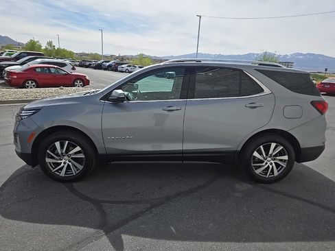 Used 2024 Chevrolet Equinox Premier image 7