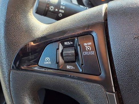 Used 2015 Chevrolet Equinox LS image 27