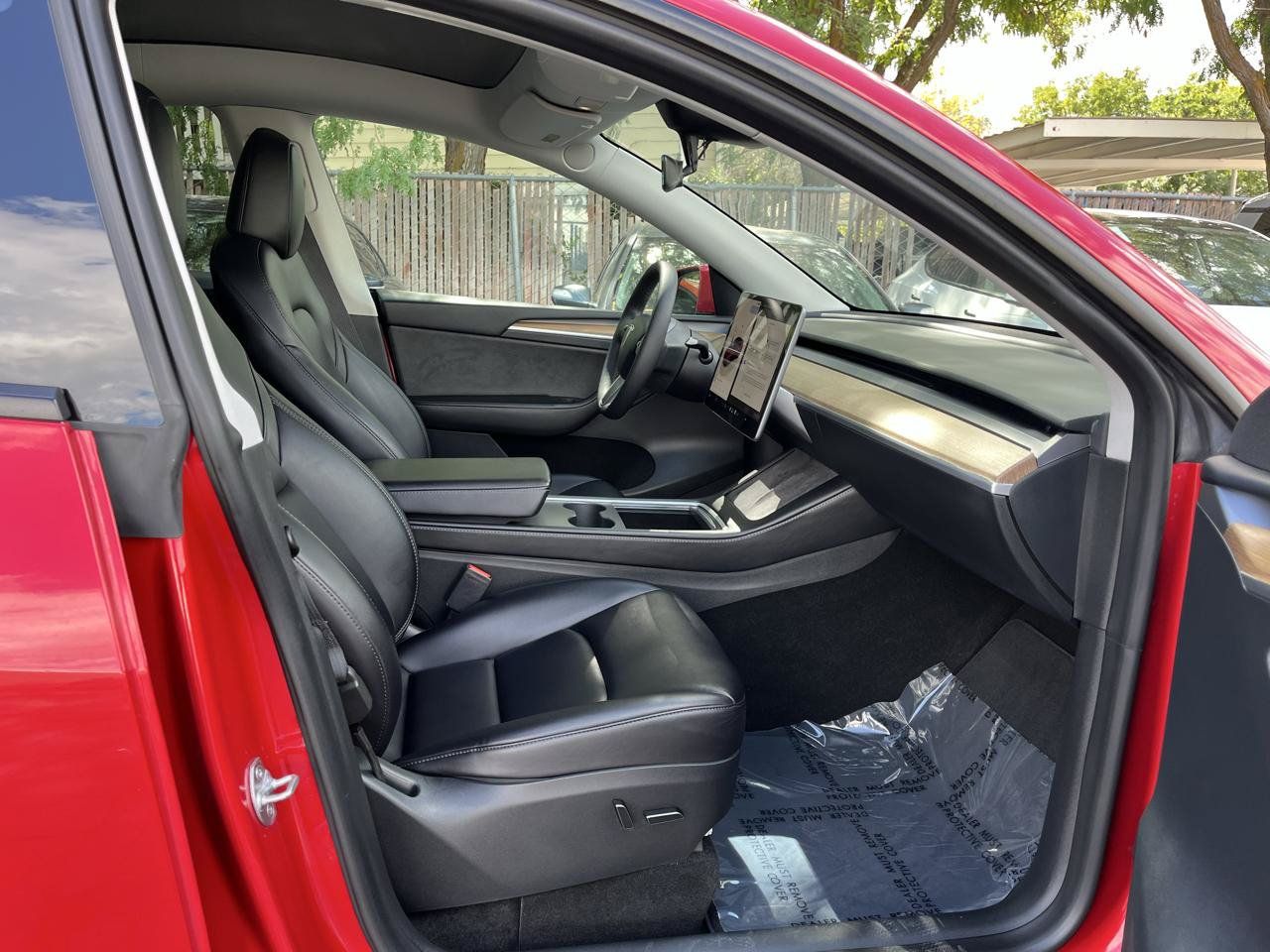 Used 2023 Tesla Model Y Long Range AWD/4WD image 22
