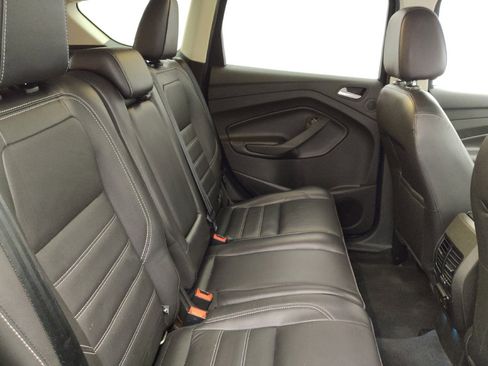 Used 2017 Ford Escape Titanium AWD/4WD image 19