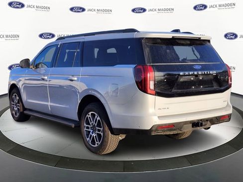 New 2025 Ford Expedition Max Active image 2