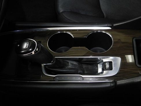 Used 2016 Chevrolet Malibu Premier w/ Driver Confidence Package II image 34